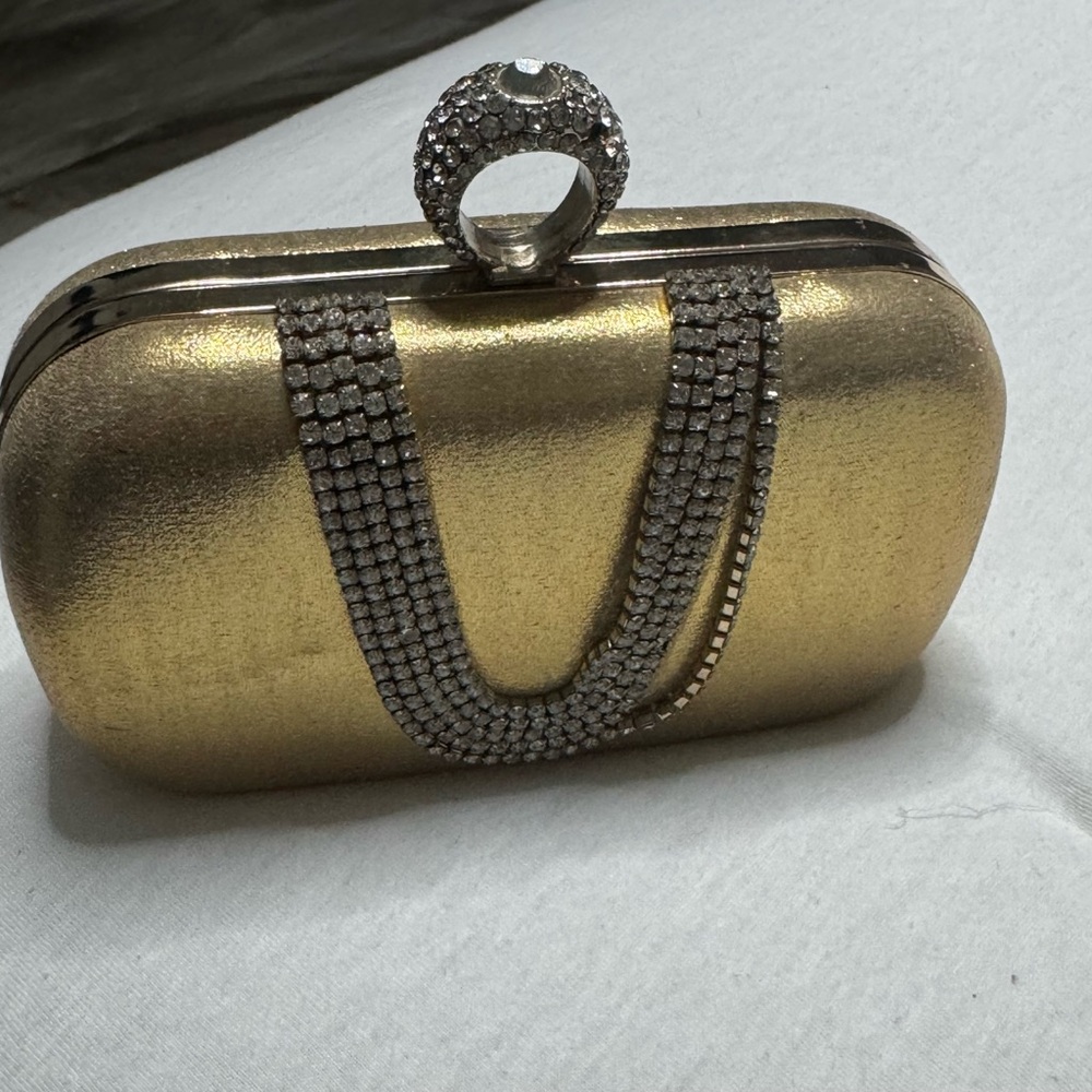 Glamorous Gold Rhinestone Clutch - Picture 2 of 4
